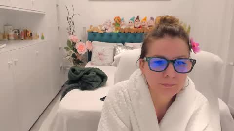 wilma online show from March 2026 09:00:01 PM