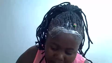 prettybooty1 online show from October 2025 08:01:01 AM