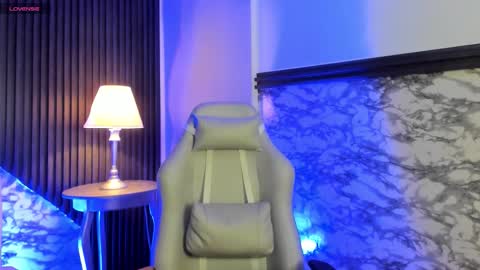 Snapshot of prettybullet chatting on November 2025 12:15:02 PM GTM-5 online show from November 2025 12:15:02 PM