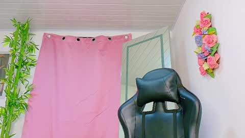 Enzo  Denis online show from February 2026 11:47:02 PM