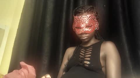 Vee online show from May 2026 06:13:01 PM