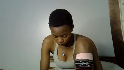 Snapshot of prettycoco_ chatting on May 2026 01:12:02 AM coco online show from May 2026 01:12:02 AM