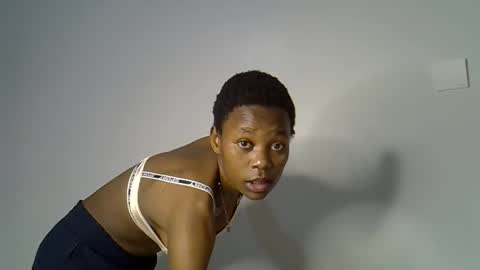 Snapshot of prettycoco_ chatting on May 2026 01:24:01 AM coco online show from May 2026 01:24:01 AM