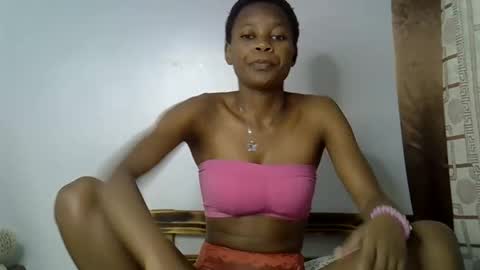 Snapshot of prettycoco_ chatting on May 2026 02:45:01 PM coco online show from May 2026 02:45:01 PM