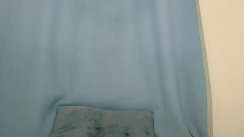 Snapshot of prettydarkskin002 chatting on December 2025 05:40:02 PM SHANIA online show from December 2025 05:40:02 PM