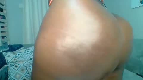 PrettyEla online show from April 2026 01:27:02 PM