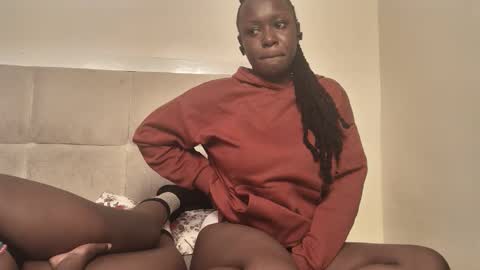 Snapshot of prettyeve25 chatting on October 2025 04:44:01 AM eve online show from October 2025 04:44:01 AM