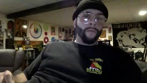 Snapshot of prettyglazed chatting on February 2025 08:24:01 PM prettyglazed online show from February 2025 08:24:01 PM