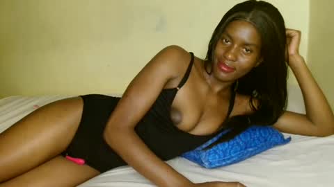 Snapshot of prettygoddess1 chatting on June 2026 05:13:02 AM Mary online show from June 2026 05:13:02 AM