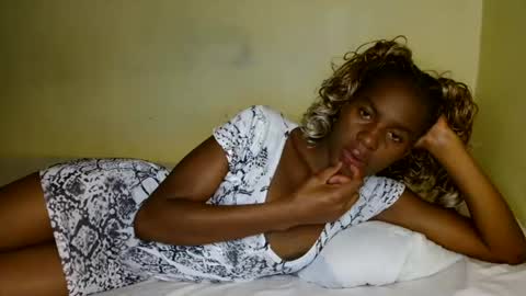 Snapshot of prettygoddess1 chatting on June 2026 02:12:01 AM Mary online show from June 2026 02:12:01 AM