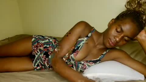 Snapshot of prettygoddess1 chatting on July 2026 05:20:02 AM Mary online show from July 2026 05:20:02 AM