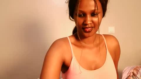 prettykeilaa online show from April 2026 02:46:02 PM