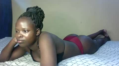 Snapshot of prettymelly_ chatting on November 2025 06:56:02 AM Melly online show from November 2025 06:56:02 AM