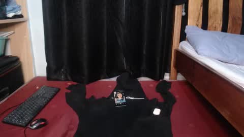 Snapshot of prettyninah chatting on December 2024 08:51:02 AM lovedine online show from December 2024 08:51:02 AM