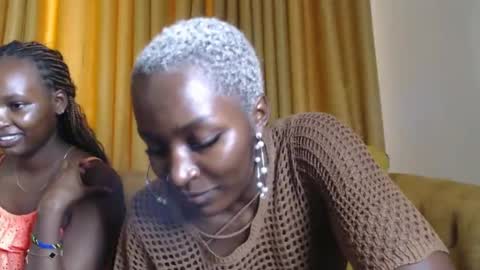 Snapshot of prettyquee chatting on December 2024 09:17:01 AM sasha online show from December 2024 09:17:01 AM