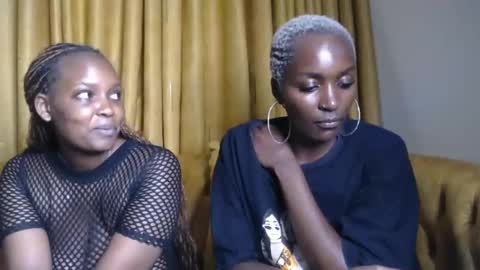 Snapshot of prettyquee chatting on December 2024 11:45:01 PM sasha online show from December 2024 11:45:01 PM