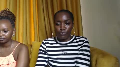 Snapshot of prettyquee chatting on December 2024 09:55:02 AM sasha online show from December 2024 09:55:02 AM