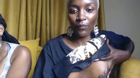 Snapshot of prettyquee chatting on January 2025 07:21:02 PM sasha online show from January 2025 07:21:02 PM