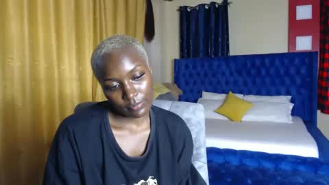 Snapshot of prettyquee chatting on January 2025 12:07:01 PM sasha online show from January 2025 12:07:01 PM