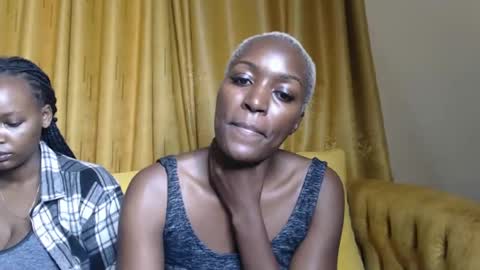 Snapshot of prettyquee chatting on January 2025 04:27:01 AM sasha online show from January 2025 04:27:01 AM