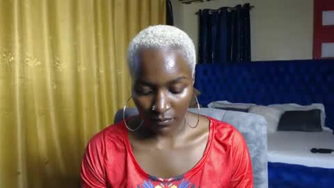 Snapshot of prettyquee chatting on January 2025 01:56:02 PM sasha online show from January 2025 01:56:02 PM