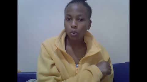 Snapshot of prettyqueenn1 chatting on December 2024 08:30:02 AM sharon online show from December 2024 08:30:02 AM