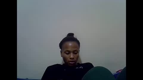 Snapshot of prettyqueenn1 chatting on February 2025 08:47:01 PM sharon online show from February 2025 08:47:01 PM