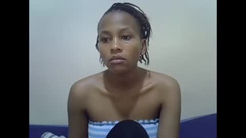 Snapshot of prettyqueenn1 chatting on March 2025 12:52:02 PM sharon online show from March 2025 12:52:02 PM