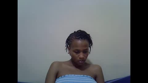 Snapshot of prettyqueenn1 chatting on March 2025 01:59:02 AM sharon online show from March 2025 01:59:02 AM