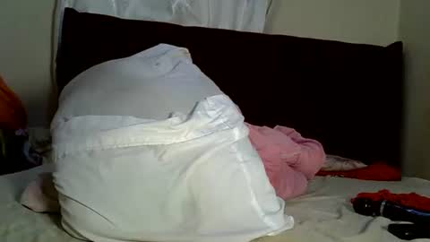 prettyriss online show from June 2026 06:01:01 PM