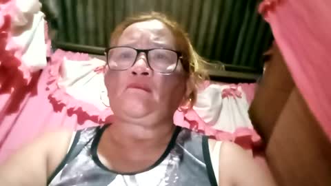 Snapshot of prettyrose01 chatting on July 2026 01:54:01 PM prettyrose01 online show from July 2026 01:54:01 PM