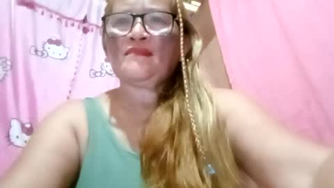 Snapshot of prettyrose01 chatting on August 2026 07:21:01 AM prettyrose01 online show from August 2026 07:21:01 AM