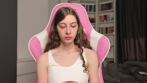 Snapshot of prettysomething chatting on July 2026 05:54:02 AM Sophie next stream will be at Monday i will wait you guys online show from July 2026 05:54:02 AM