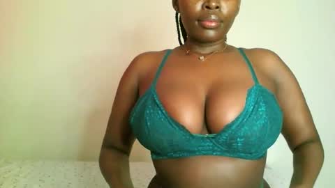 Snapshot of prettyvishy chatting on October 2025 11:16:01 AM prettyvishy online show from October 2025 11:16:01 AM