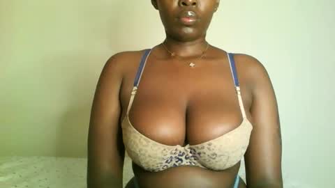 Snapshot of prettyvishy chatting on November 2025 07:55:01 AM prettyvishy online show from November 2025 07:55:01 AM