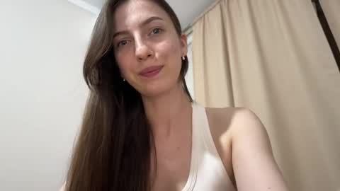 Snapshot of prettyyy_angel chatting on June 2026 06:20:02 PM prettyyy_angel online show from June 2026 06:20:02 PM