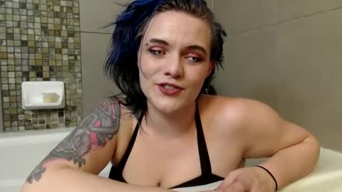 PrimalDelilah online show from December 2024 04:46:01 AM