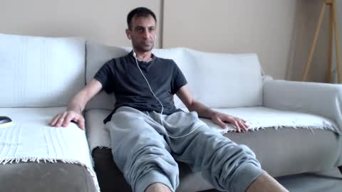 prince_89 online show from February 2025 06:35:01 AM