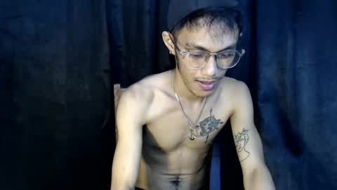 Snapshot of prince_gray69 chatting on November 2025 05:17:01 AM Prince online show from November 2025 05:17:01 AM
