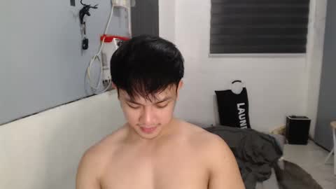 Snapshot of princeadrianx chatting on November 2025 06:42:02 PM Prince Adrian online show from November 2025 06:42:02 PM