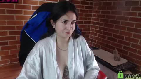 Snapshot of princesa_leia_zathur chatting on July 2026 01:39:02 PM Leia online show from July 2026 01:39:02 PM