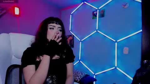 Beth   online show from October 2025 03:17:02 AM