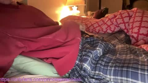 Snapshot of princespeaches chatting on November 2025 02:22:01 AM Peaches online show from November 2025 02:22:01 AM