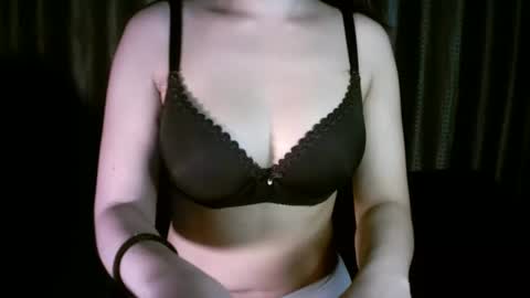 Snapshot of princess916446 chatting on December 2024 06:22:01 PM   princess   online show from December 2024 06:22:01 PM