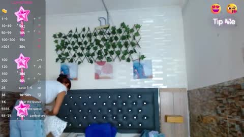 Princess Martinez online show from November 2025 04:39:01 PM