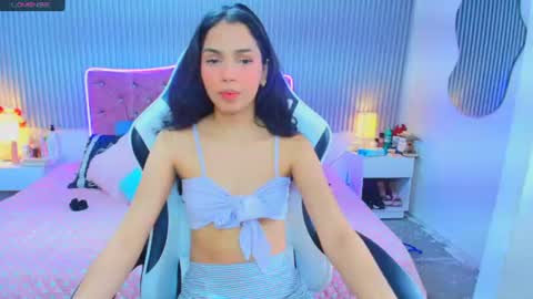 princess_skinny18 online show from June 2026 09:23:01 PM