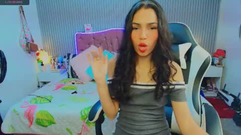 princess_skinny18 online show from July 2026 10:20:01 PM