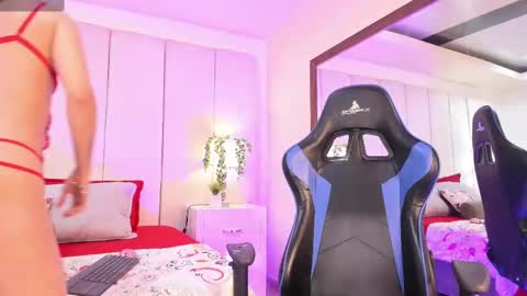 Snapshot of princessammy1 chatting on October 2025 10:32:01 PM princessammy1 online show from October 2025 10:32:01 PM