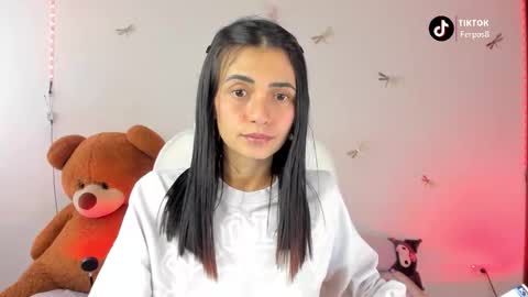 princessluna_14 online show from November 2025 08:08:01 PM
