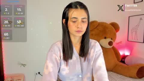 princessluna_14 online show from December 2025 10:18:02 PM